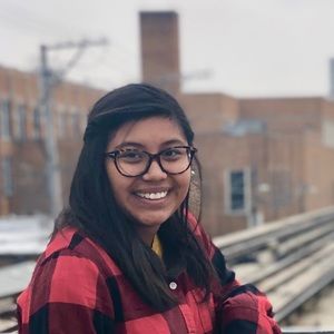 Meet your Posher, Aliya